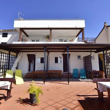In Mit Schoener Terrasse Apartman *